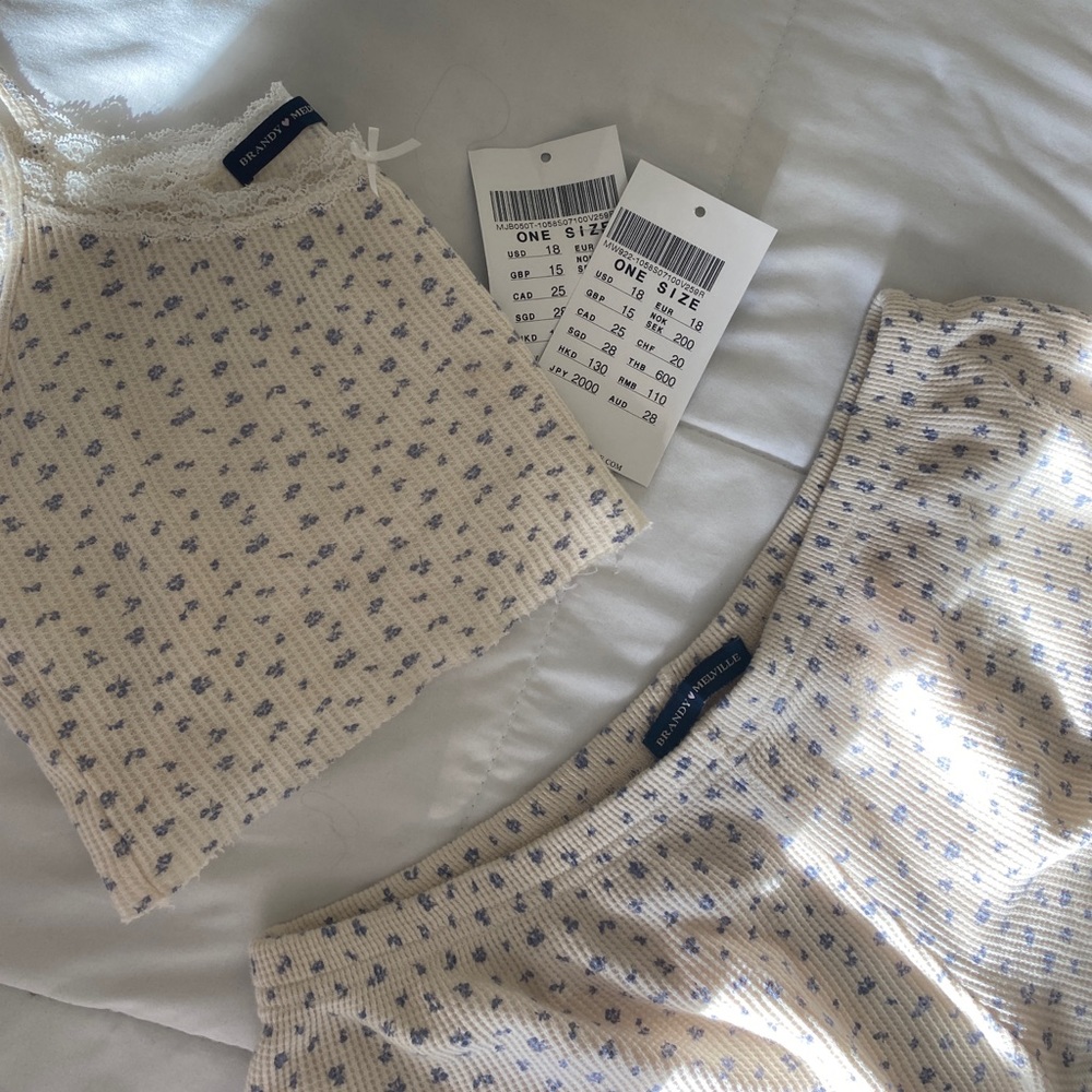 Brandy Melville Pajama set